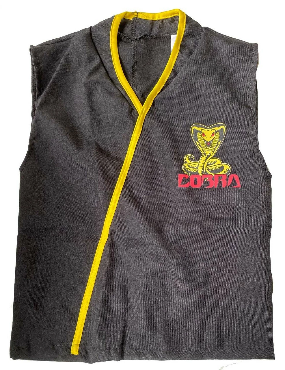 Cobra Kai Kids Costume 5 Cobra Kai Kids Costume - Image 3